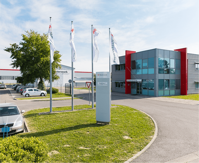 ˹�工�˹���